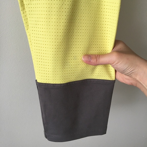 VSX Sport Knockout Capri Workout Pants - Picture 9 of 9